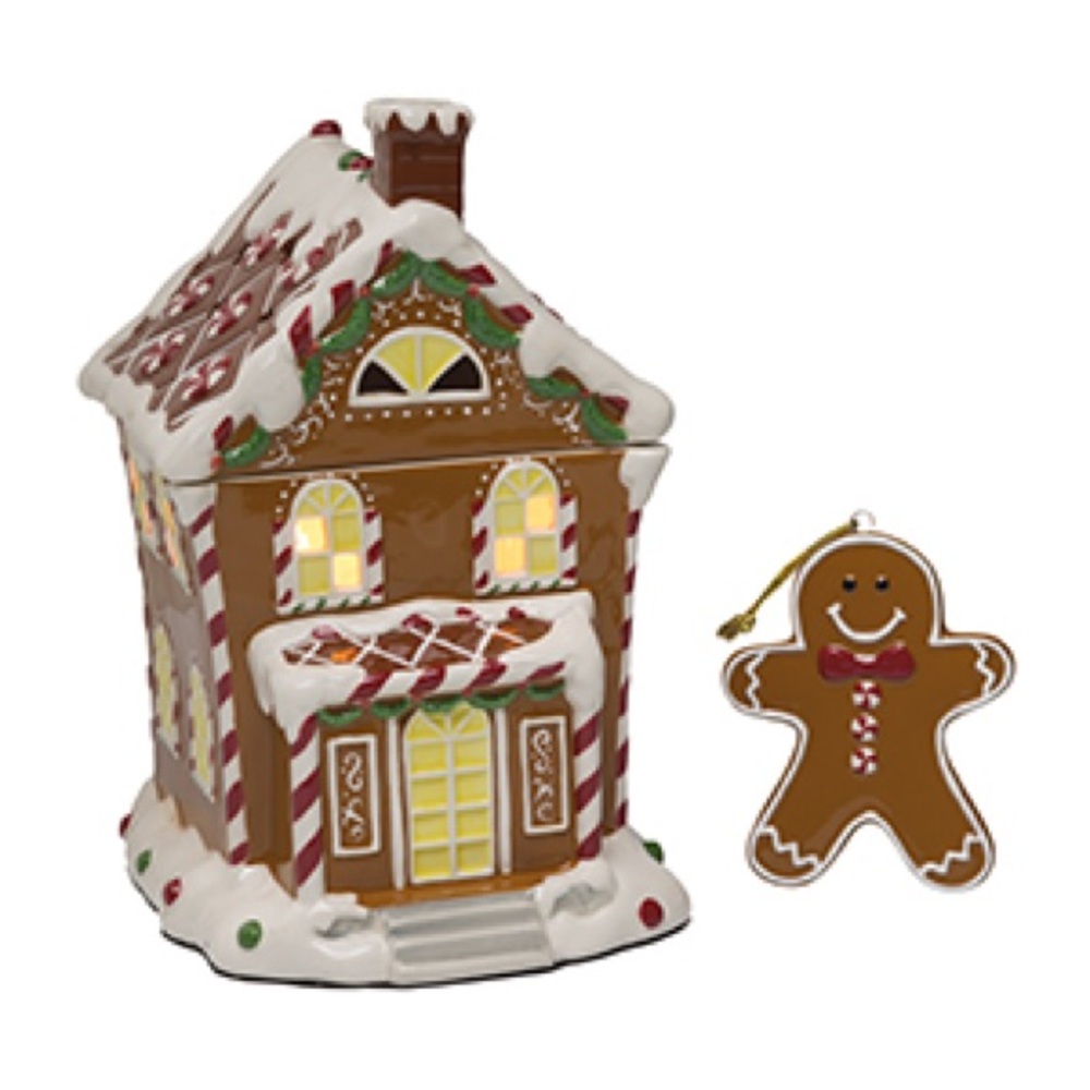 Scentsy 2015 Limited Edition Gingerbread House Holiday Warmer